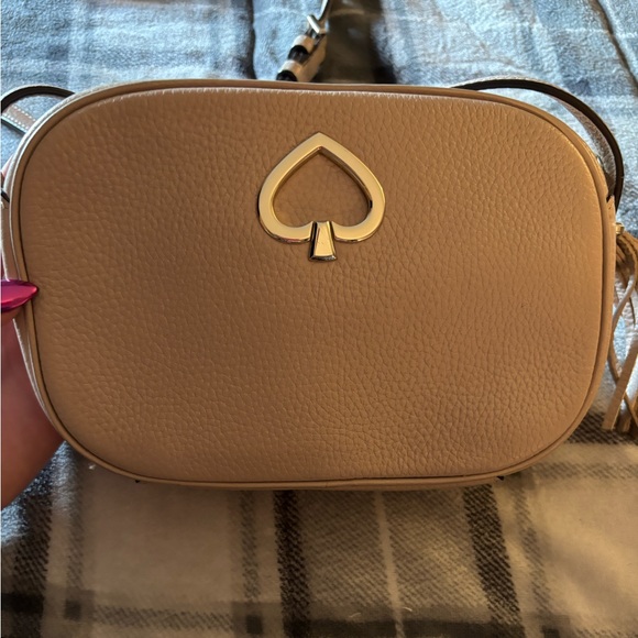 kate spade Handbags - Kate Spade camera bag